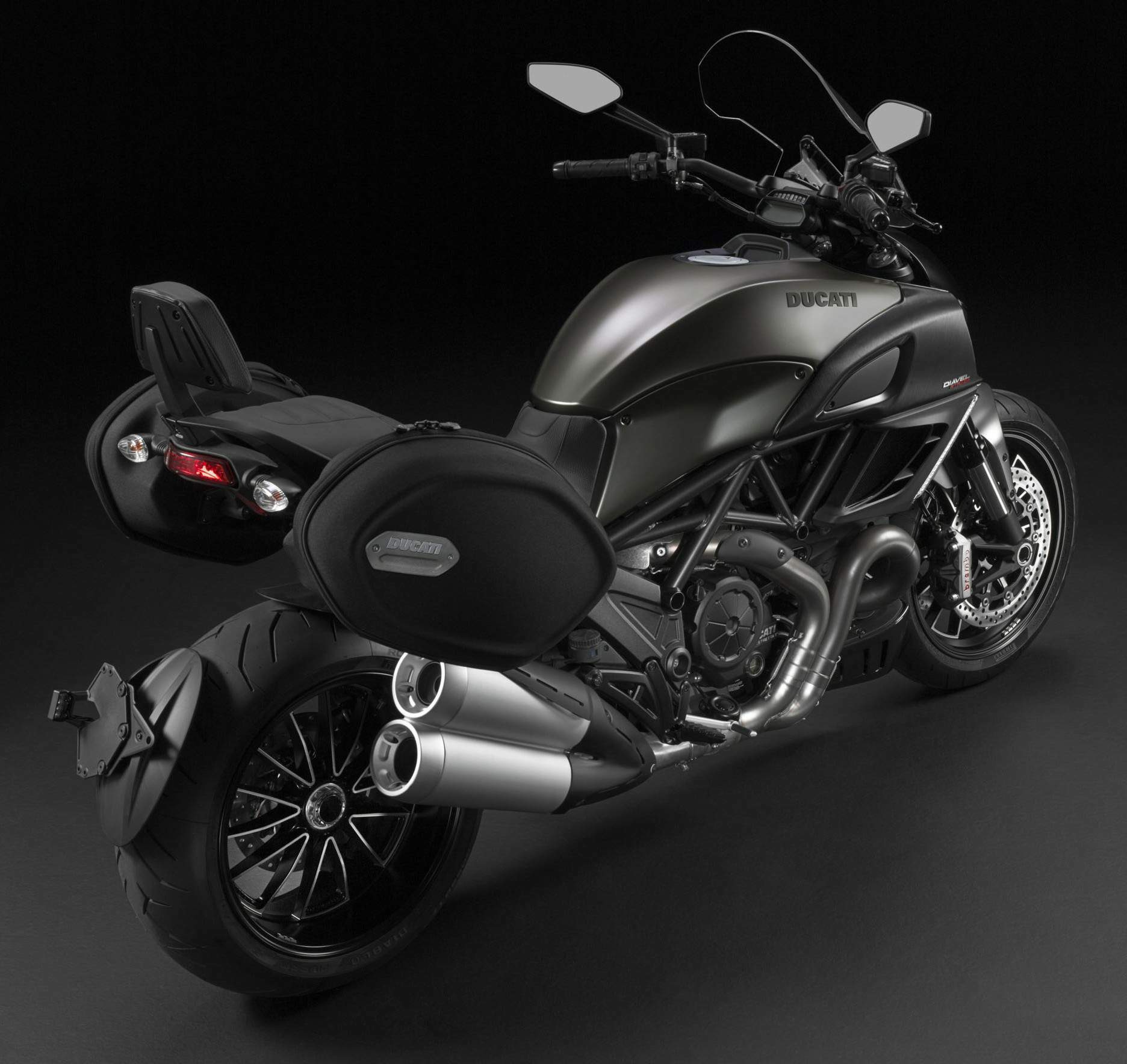 Ducati diavel deals passenger seat